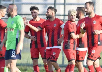 Turgutluspor, yeni sezon hazırlıklarını sürdürüyor