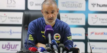 Fenerbahçe Teknik Direktörü İsmail Kartal: “2. yarıdaki etkili oyunumuzla maçı kazandık”