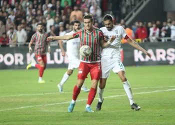 Karşıyaka’nın golcüsü Fatih Taşdelen ameliyat oldu