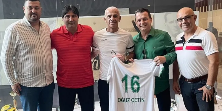 Bursaspor yönetimi, Oğuz Çetin’i ziyaret etti