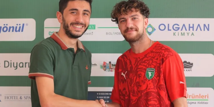 Efeler 09 SFK Ömer Turan ile yola devam ediyor