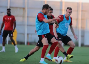Sivasspor, Antalyaspor maçı hazırlıklarını sürdürüyor