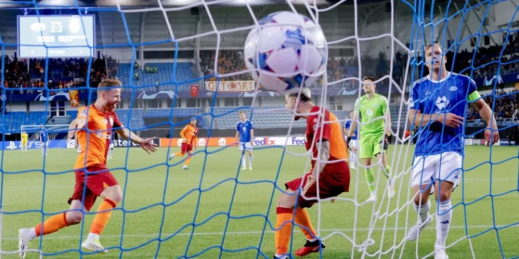 UEFA Şampiyonlar Ligi: Molde: 2 – Galatasaray: 3