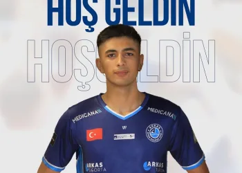 Arkas Spor, Ulaş Onur Topbaşlı’yı transfer etti