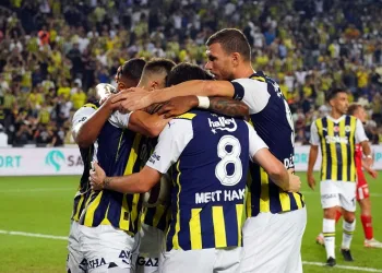 UEFA Avrupa Konferans Ligi: Fenerbahçe: 5 – Twente: 1