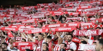 Sivasspor taraftarı takımını yalnız bırakıyor