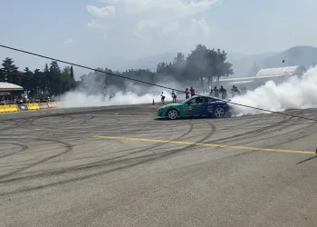 Bursa’da drift ve tuning nefes kesti