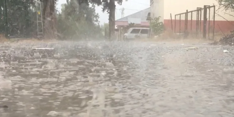 Mersin’de sağanak yağmur
