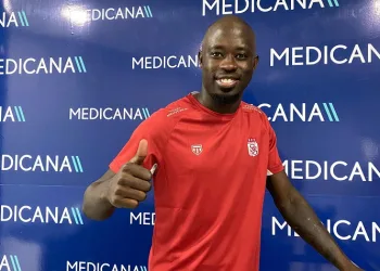 Sivasspor’un yeni transferi Modou Barrow sağlık kontrolünden geçti