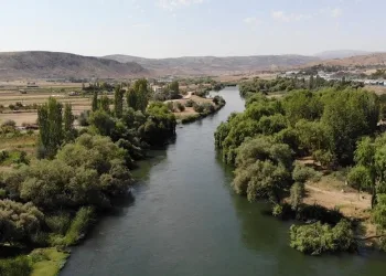 Kızılırmak’a serinlemek için giren genç hayatını kaybetti