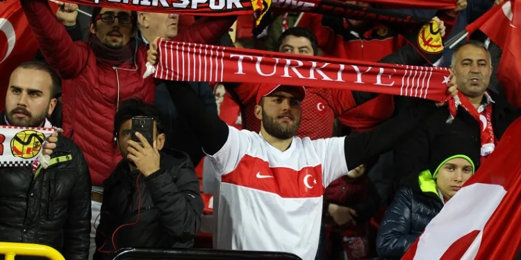 Türkiye – Ermenistan maçının biletleri tükendi