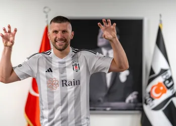Ante Rebic: “Beşiktaş’a şampiyonluk için geldim”