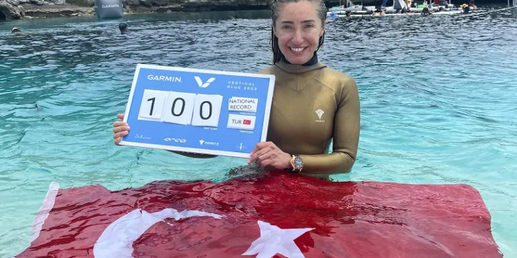 Şahika Ercümen hayalini gerçekleştirdi