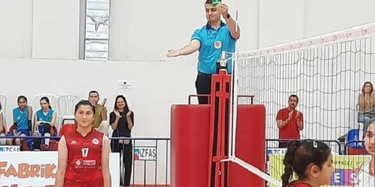 Voleybolda yeşil kart uygulaması hayata geçiyor