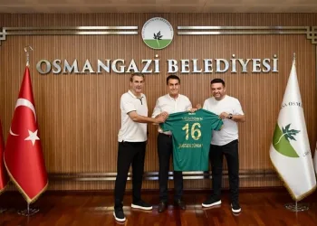Bursaspor’dan Mustafa Dündar’a ziyaret