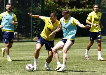 Fenerbahçe, ara vermeden hazırlıklarını sürdürdü