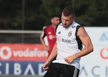 Ante Rebic, Beşiktaş ile ilk antrenmanına çıktı