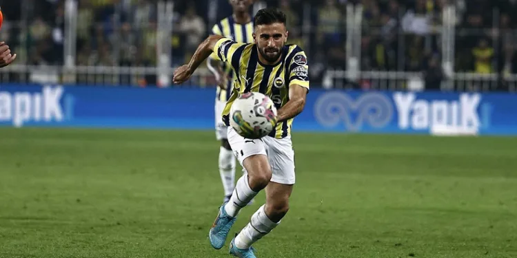 Fenerbahçe’nin golcü oyuncusu Rossi, ABD’ye transfer oldu