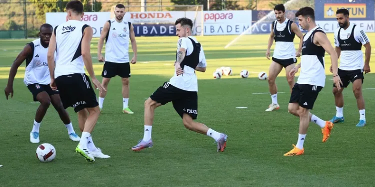 Beşiktaş’ın, Dinamo Kiev maçı kamp kadrosu belli oldu
