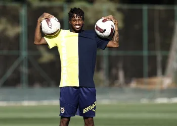 Fenerbahçe’nin Brezilyalı futbolcusu Fred: “Bu takımın tarih yazabilecek koşullara sahip”