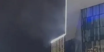 Bursa’da AVM’de korkutan yangın