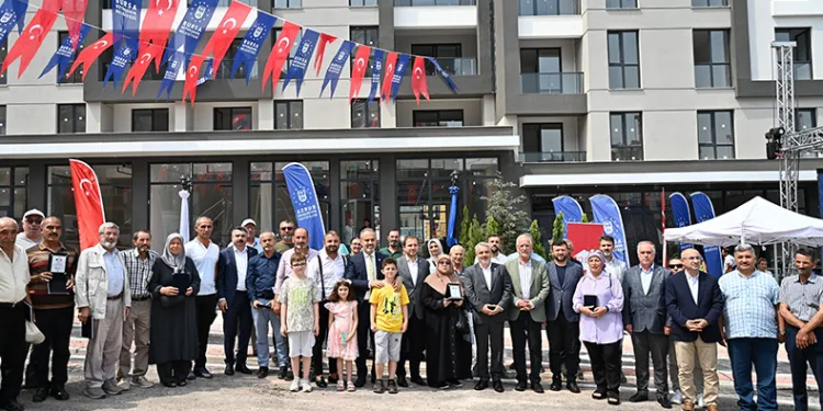 Bursa’da büyük dönüşümde ilk anahtar teslimi yapıldı