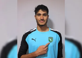 Efeler 09 SFK Melih Enes Uygun’u renklerine bağladı