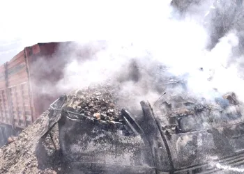 Kütahya’da kamyon yangını