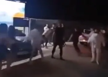 Çalışanlar müşterileri darp etti