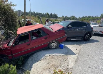 Söke-Kuşadası karayolunda kaza