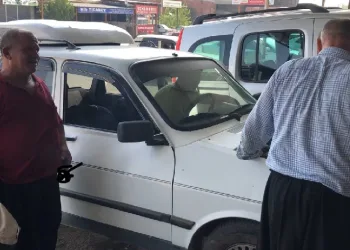 26 yıllık aracına klima taktırdı