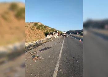 Kırıkkale’de iki kamyon çarpıştı