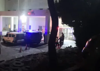 Düğünde bıçaklı kavga