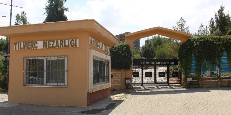 Batman’da mezarlıkta bebek cesedi bulundu