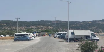 Assos’ta karavanlar tepkilere neden oldu
