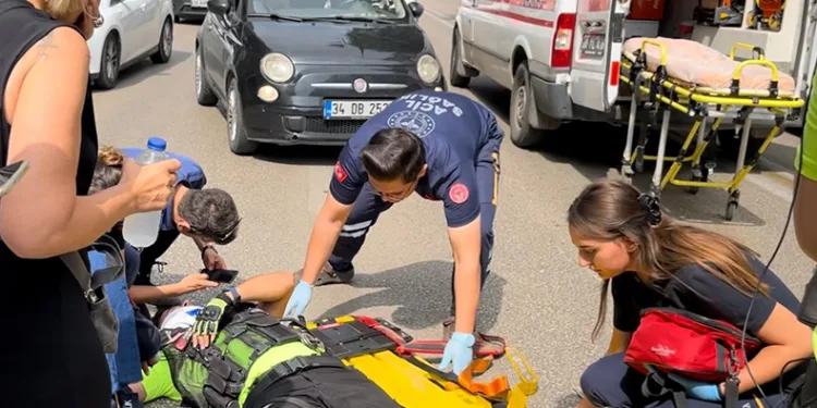 Bursa’da kadın sürücü trafik polisine çarptı