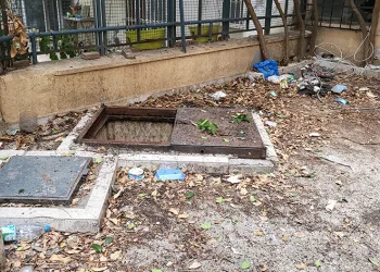 Hırsız şüphelisi 5. kattan su kuyusuna atladı