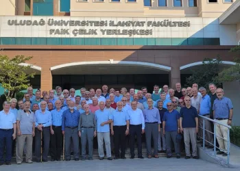 UÜ mezunlarından anlamlı buluşma