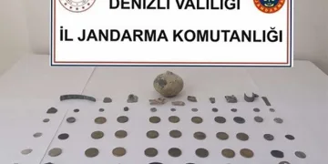 212 tarihi eser ele geçirildi