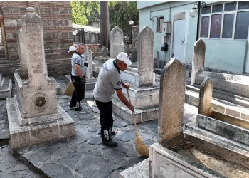 Bursa’da hazireler ecdada yakışır hale getiriliyor