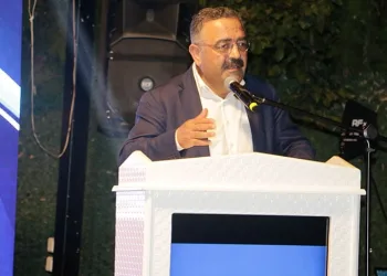 CHP’li Tanrıkulu müzik ile ezanı karıştırdı