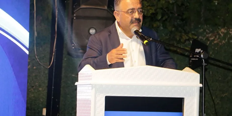 CHP’li Tanrıkulu müzik ile ezanı karıştırdı