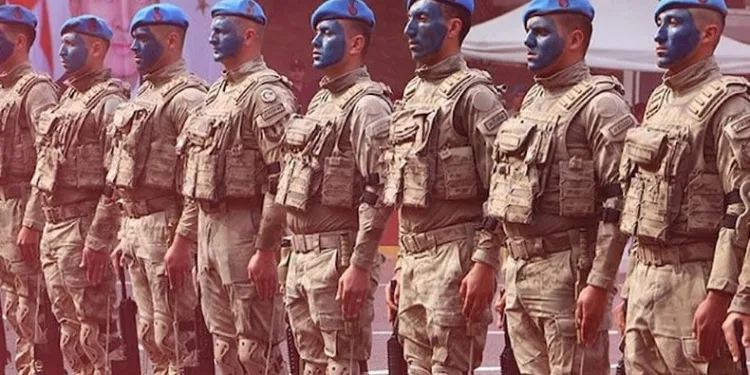 Görevini tamamlayan askerler ülkeye dönüyor