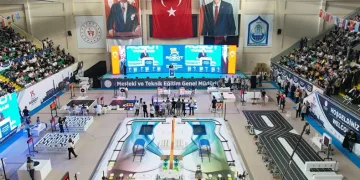 Yıldırım’da robotlar yarışıyor