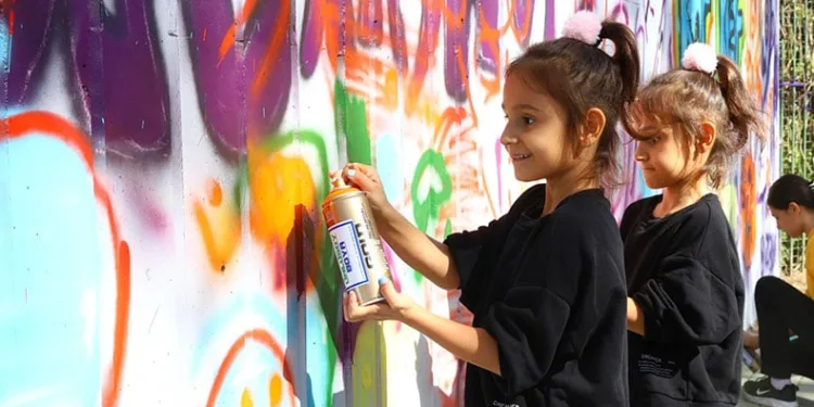 Grafiti meraklıları Hüdavendigar Kent Parkı’nda