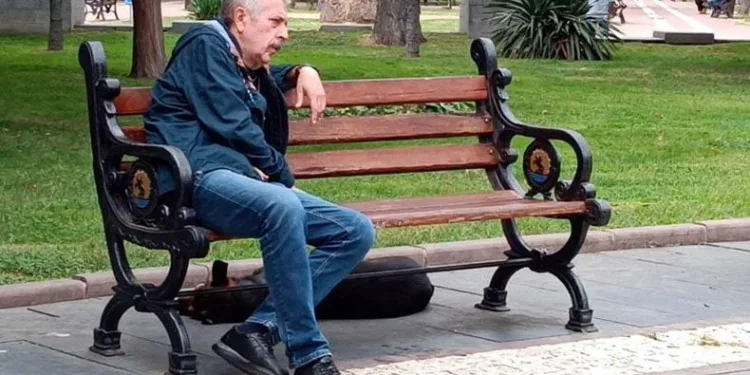 Çevredekilerin dikkati sayesinde ölümden döndü