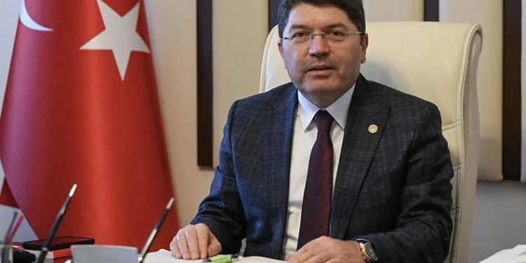 “Hedefimiz yeni anayasaya milletimizi kavuşturmak”