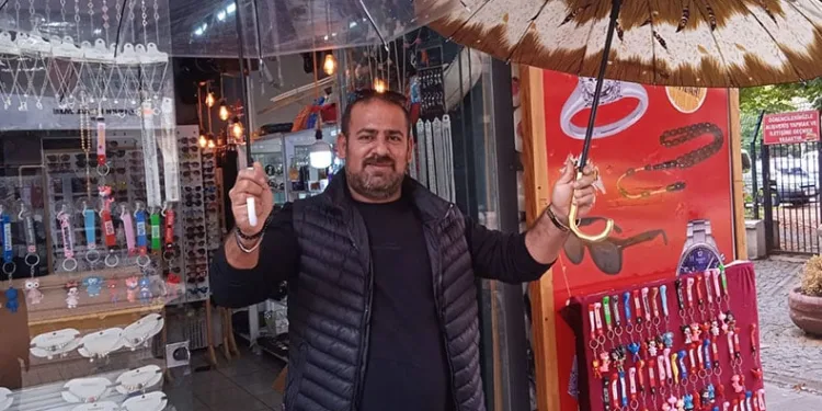 Yağmura karşı şemsiye stokları hazırlanıyor