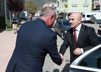 Vali Demirtaş’tan Başkan Sertaslan’a ziyaret