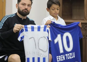 Minik taraftar hayaline kavuştu